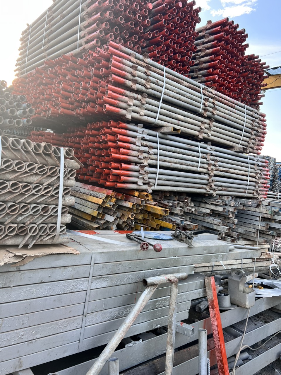 Công Ty Chuyên Mua Bán Và Cho Thuê Thiết Bị Xây Dựng Minh Long Trang